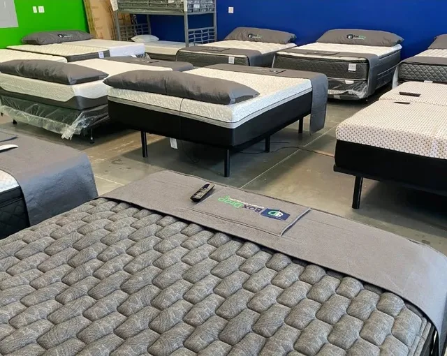 Mattresses & adjustable bases